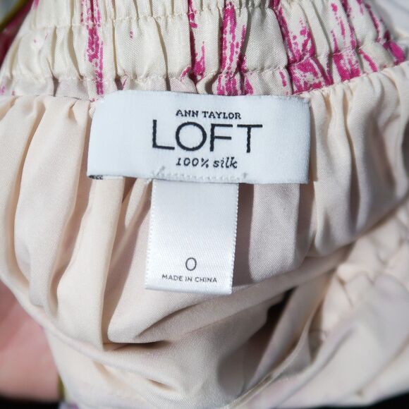 Ann Taylor LOFT 100% Silk Tribal Print Pink Cream Crossover Maxi Dress Size 0 - Picture 3 of 9